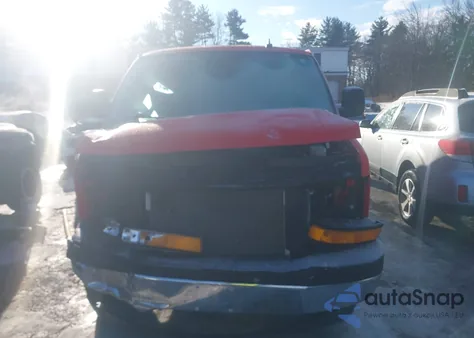 2021 GMC Savana Cargo Rwd 3500 Regular Wheelbase Work Van z USA, uszkodzony, nr VIN 1GTZ7GF15M1266948